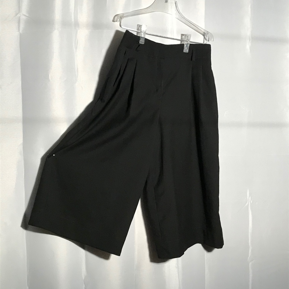 Woman’s Poncho Pants